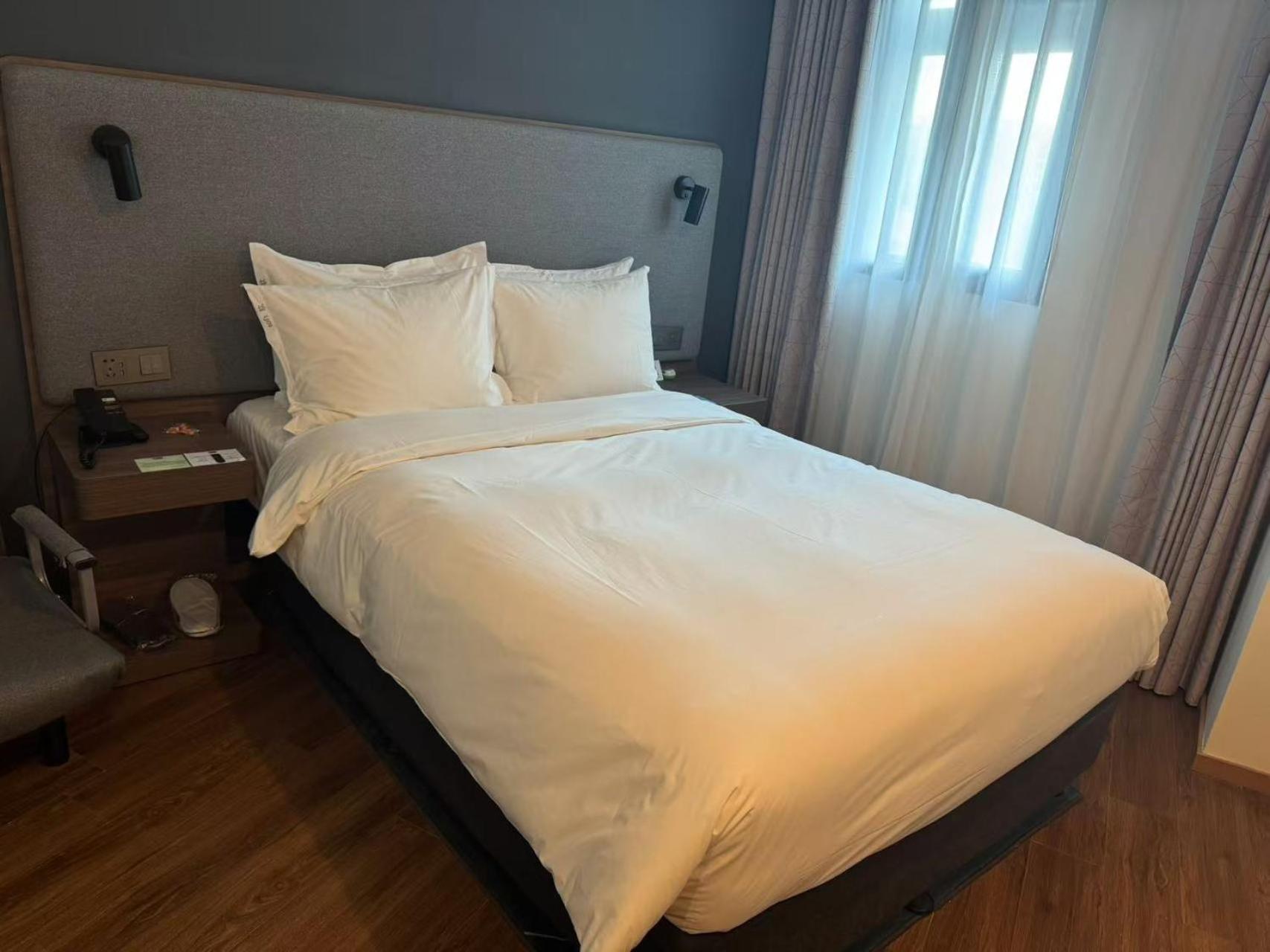 Holiday Inn Express Qingdao City Center By Ihg Exterior foto